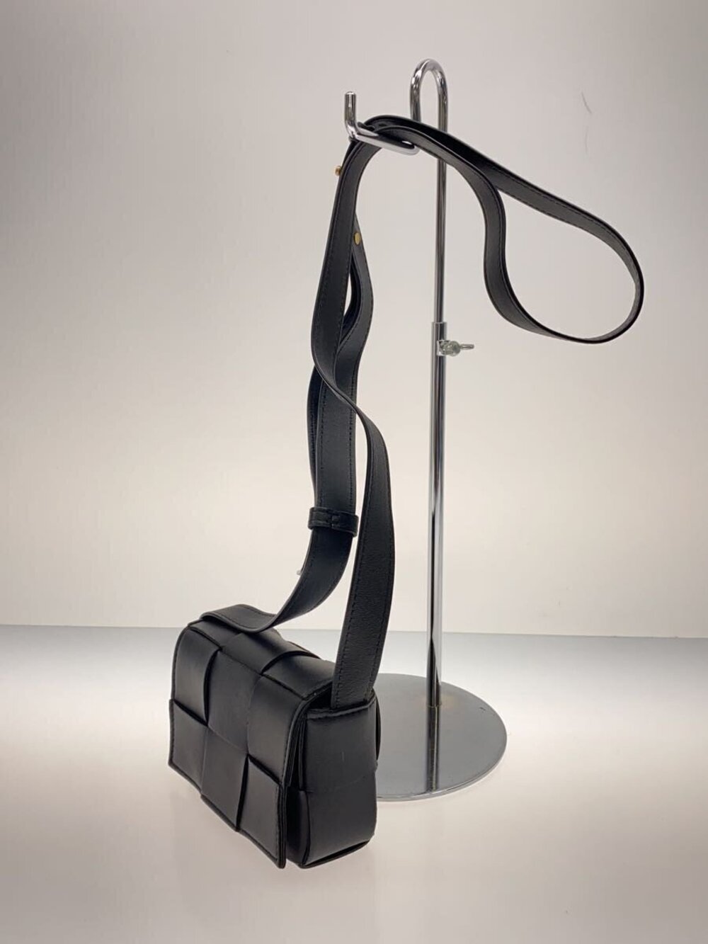 Bottega Veneta Shoulder Bag Leather Black - Picture 2 of 7